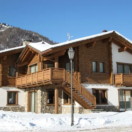 Mont Chalet Apartaments Livigno Exterior photo
