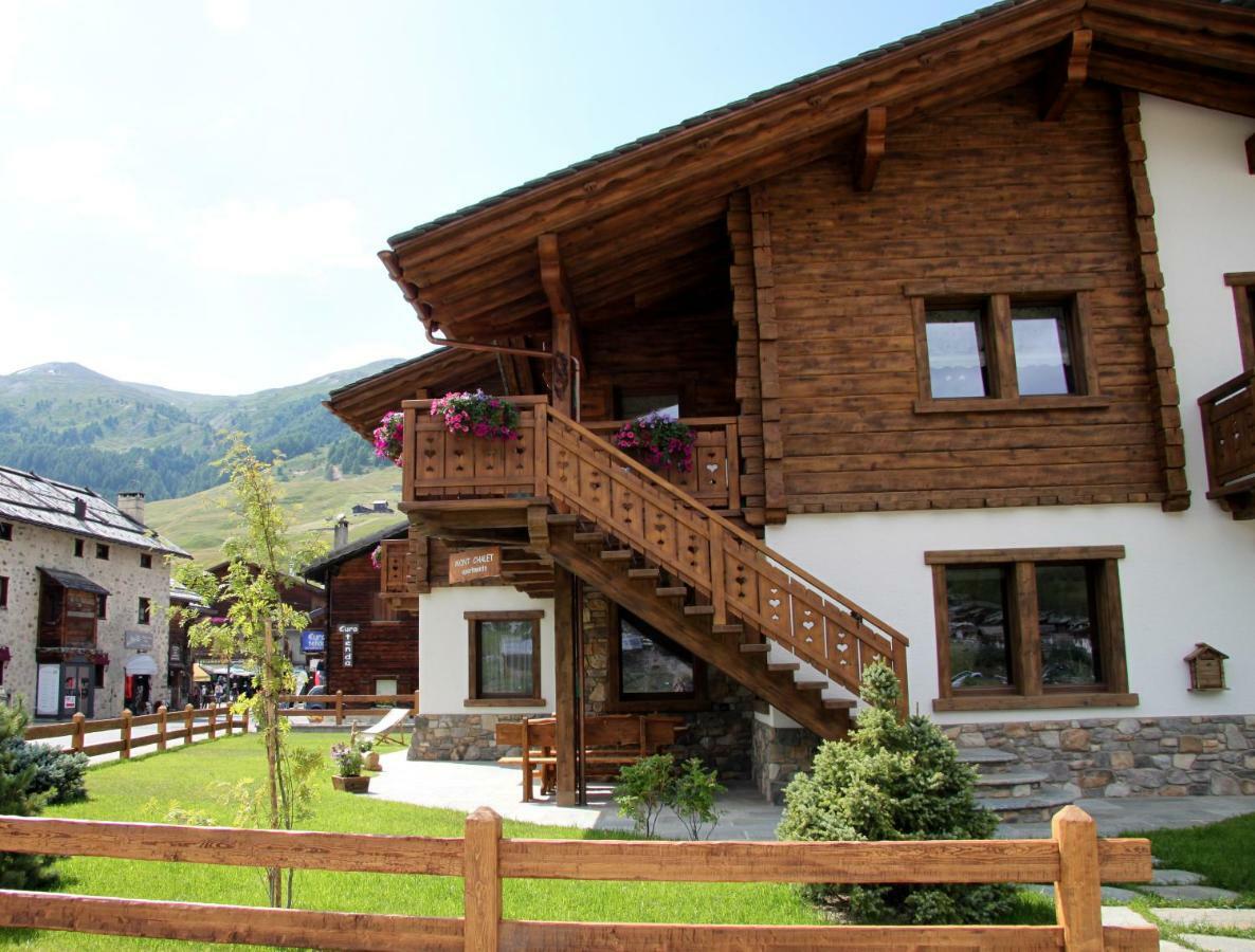 Mont Apartment